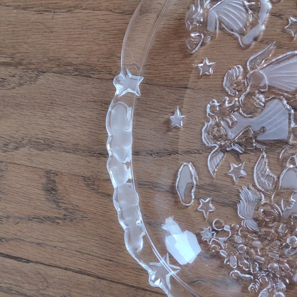 Mikasa Christmas Holiday Angels Platter - Picture 4 of 8